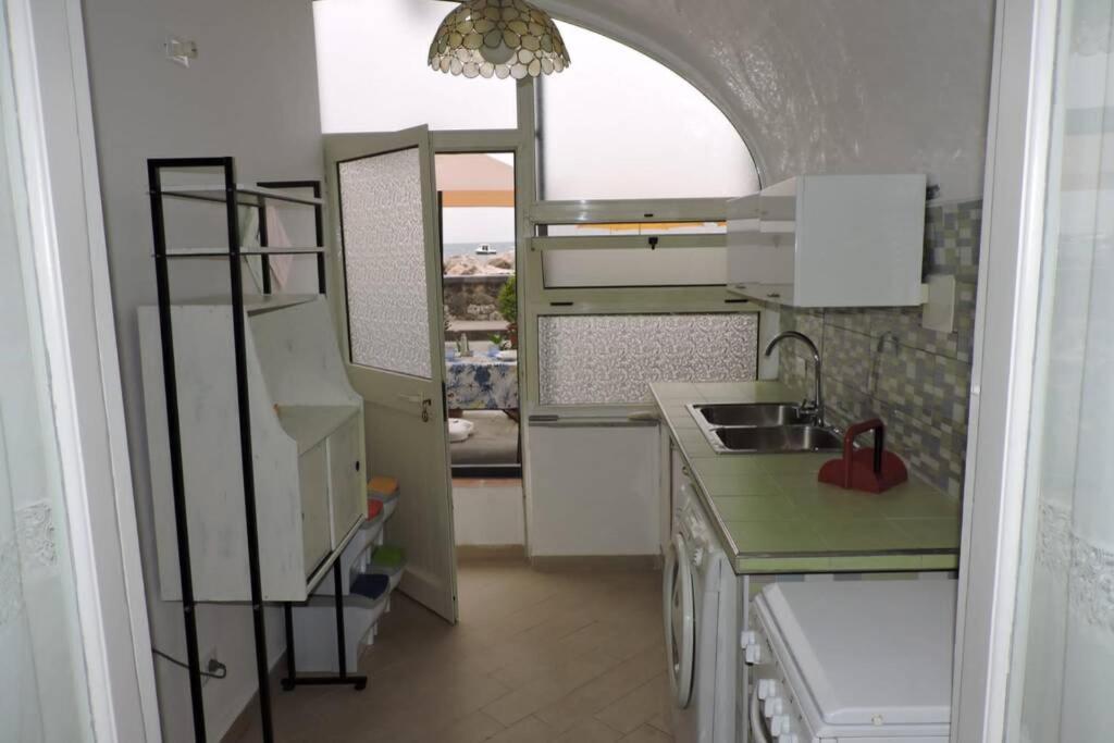 Appartamento Sul Mare Ad Ischia Ponte المظهر الخارجي الصورة